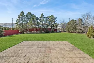 1480 Tudor Dr, Mundelein, IL 60060 - Photo 24