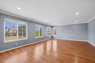 1480 Tudor Dr, Mundelein, IL 60060 - Photo 6