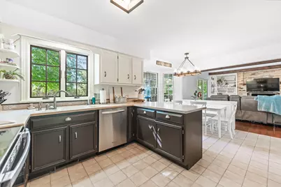 560 Renee Court, Geneva, IL 60134 - Photo 18