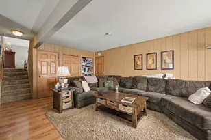 4100 N Victoria Dr, Hoffman Estates, IL 60192 - Photo 22