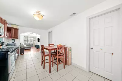 142 W Swann Street, Chicago, IL 60609 - Photo 10