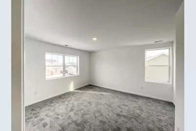 94 W Crabapple Avenue, Cortland, IL 60112 - Photo 40