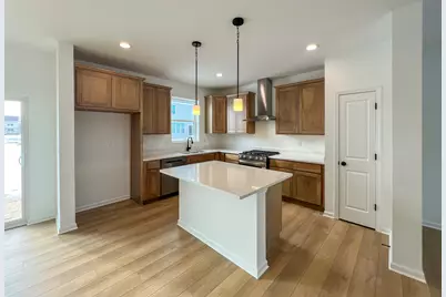 94 W Crabapple Avenue, Cortland, IL 60112 - Photo 10