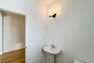 94 W Crabapple Ave, Cortland, IL 60112 - Photo 32