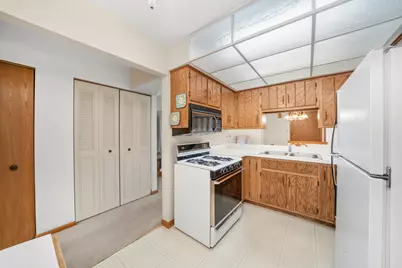 10512 Ridge Cove Drive #11C, Chicago Ridge, IL 60415 - Photo 6