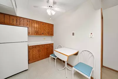 10512 Ridge Cove Drive #11C, Chicago Ridge, IL 60415 - Photo 4