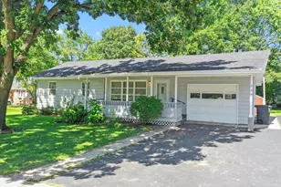 249 W Nebraska St, Frankfort, IL 60423 - Photo 1