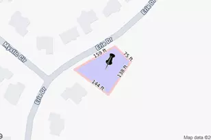 10559 Erie Dr E, Winfield, IN 46307 - Photo 2