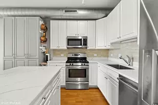 1200 W Monroe St, Chicago, IL 60607 - Photo 10