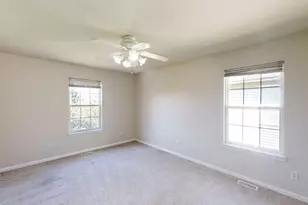 615 Erin Dr, Champaign, IL 61822 - Photo 12