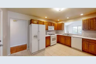 615 Erin Drive, Champaign, IL 61822 - Photo 10