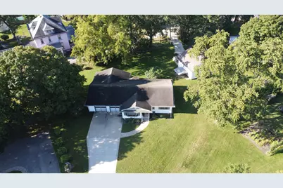 911 E Locust Street, Watseka, IL 60970 - Photo 6