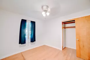 911 E Locust St, Watseka, IL 60970 - Photo 24