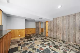 1329 Wisconsin Ave, Berwyn, IL 60402 - Photo 32