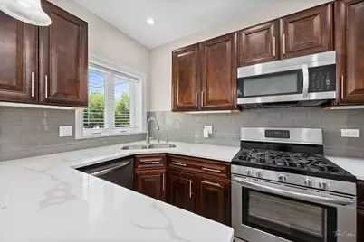 1329 Wisconsin Avenue, Berwyn, IL 60402 - Photo 16