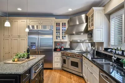 360 N Main Street, Glen Ellyn, IL 60137 - Photo 6