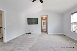 10718 Hunt Club Rd, Richmond, IL 60071 - Photo 14