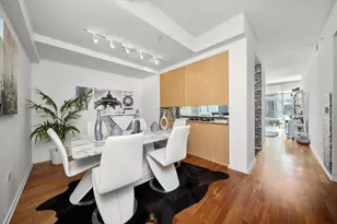 9725 Woods Dr, Skokie, IL 60077 - Photo 4