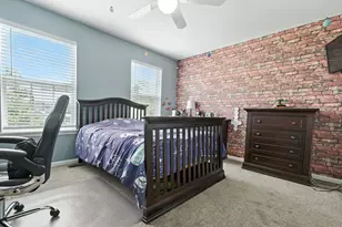 26 N Berkshire Ln, Round Lake, IL 60073 - Photo 30