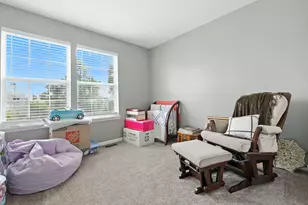 26 N Berkshire Ln, Round Lake, IL 60073 - Photo 28