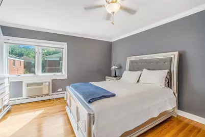 8129 Lake Street, River Forest, IL 60305 - Photo 12