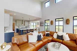 636 Slate Run, Elgin, IL 60124 - Photo 8