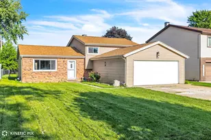 439 N Fairfield Ave, Lombard, IL 60148 - Photo 1