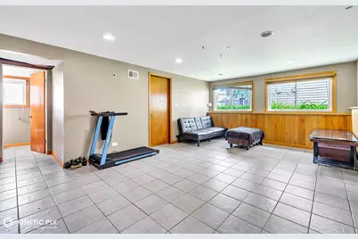 439 N Fairfield Avenue, Lombard, IL 60148 - Photo 16