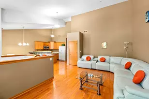 9411 Albany Ct, Orland Park, IL 60467 - Photo 2