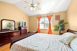 9411 Albany Ct, Orland Park, IL 60467 - Photo 12