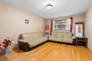 9411 Albany Ct, Orland Park, IL 60467 - Photo 14