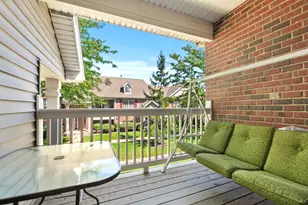 9411 Albany Ct, Orland Park, IL 60467 - Photo 8