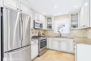 38 Lippincott Rd, Fox Lake, IL 60020 - Photo 10