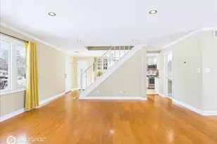 38 Lippincott Rd, Fox Lake, IL 60020 - Photo 8