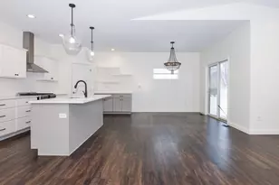 2935 Glendale Ln, Normal, IL 61761 - Photo 6