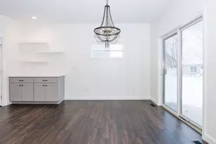 2935 Glendale Ln, Normal, IL 61761 - Photo 8