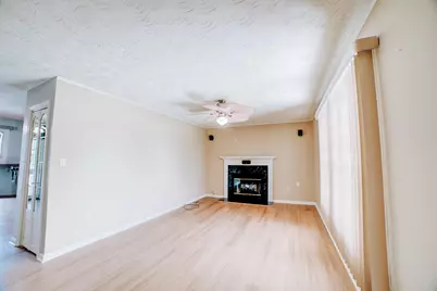 204 Kellerhal Drive, Cissna Park, IL 60924 - Photo 12