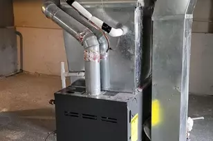 10434 S State St, Chicago, IL 60628 - Photo 12