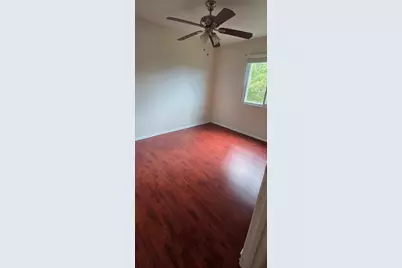 2001 S Mattis Avenue #E, Champaign, IL 61821 - Photo 8