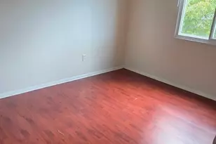 2001 S Mattis Ave, Champaign, IL 61821 - Photo 8