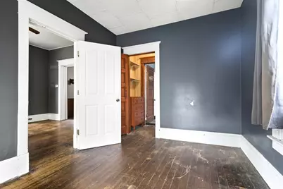 603 W Oakland Avenue, Bloomington, IL 61701 - Photo 8