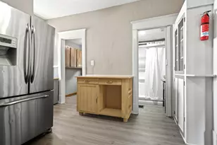 603 W Oakland Ave, Bloomington, IL 61701 - Photo 16