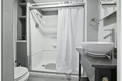 603 W Oakland Avenue, Bloomington, IL 61701 - Photo 20