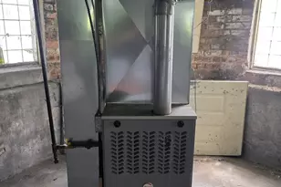 124 E 110th St, Chicago, IL 60628 - Photo 14