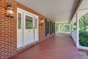 28232 N Gilmer Rd, Mundelein, IL 60060 - Photo 2