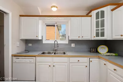 [Address not provided], Darien, IL 60561 - Photo 6