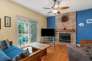 920 Plymouth Ct, Algonquin, IL 60102 - Photo 8