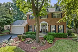 920 Plymouth Ct, Algonquin, IL 60102 - Photo 32