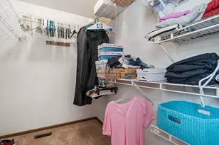 920 Plymouth Ct, Algonquin, IL 60102 - Photo 18