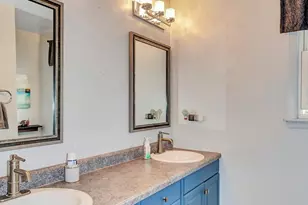 8838 Oakwood Dr, Hickory Hills, IL 60457 - Photo 18